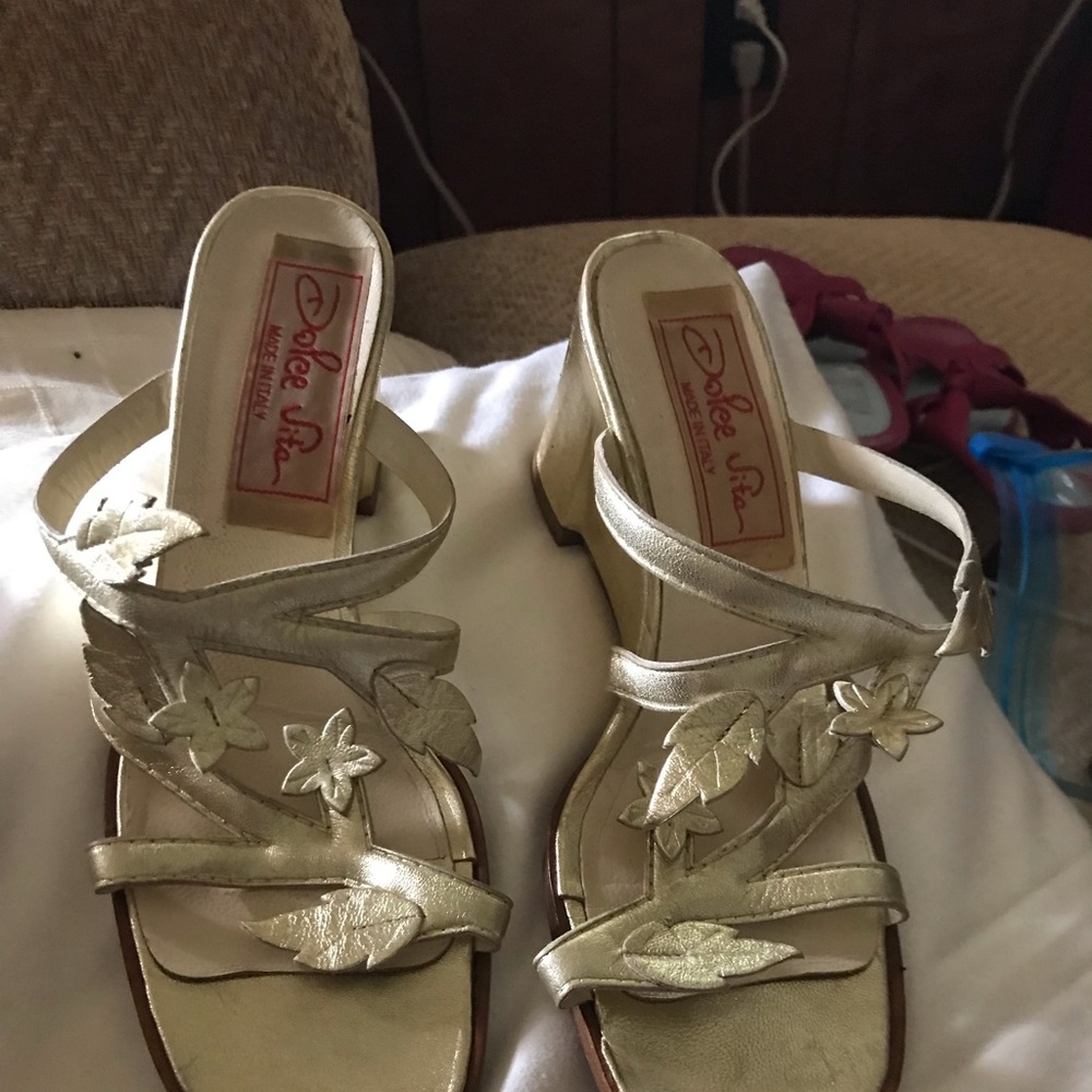 Dolce Vita shoes made in Italy